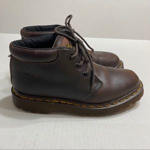 dr martens 8057